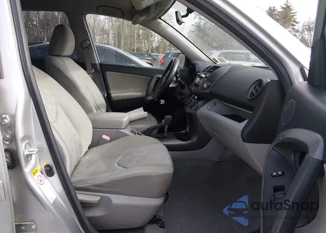 2009 Toyota Rav4 z USA, uszkodzony, nr VIN JTMBF33V495014516